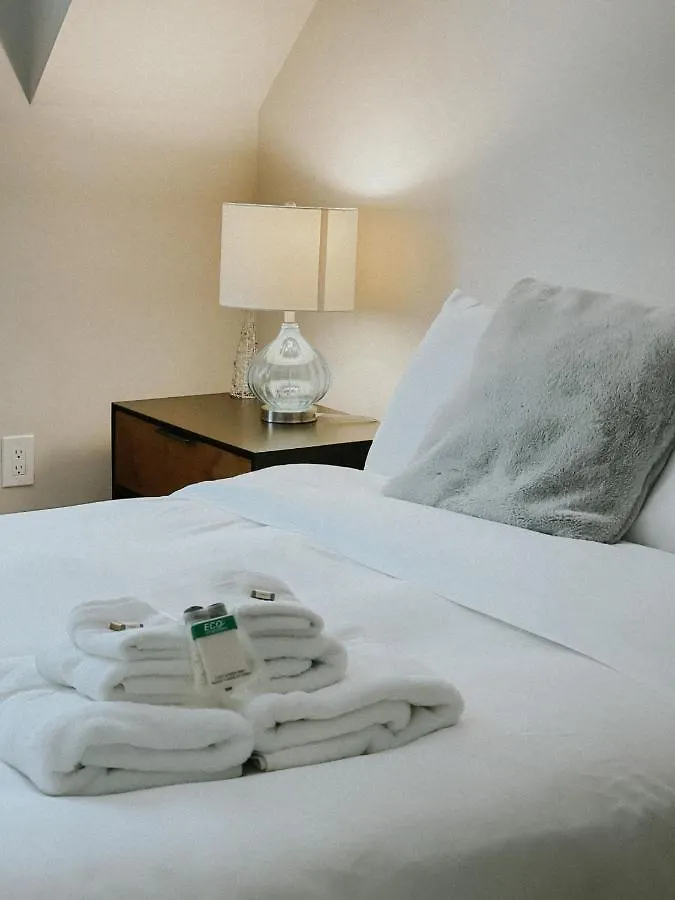 Holiday home North-End Nordic Luxury Oasis Villa Halifax