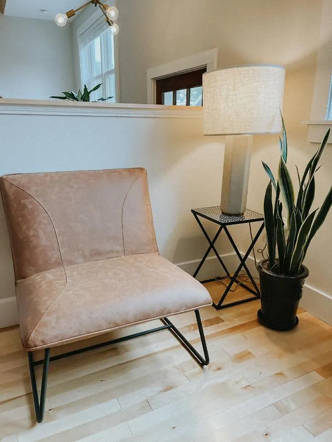 North-End Nordic Luxury Oasis Villa Halifax 0*,
